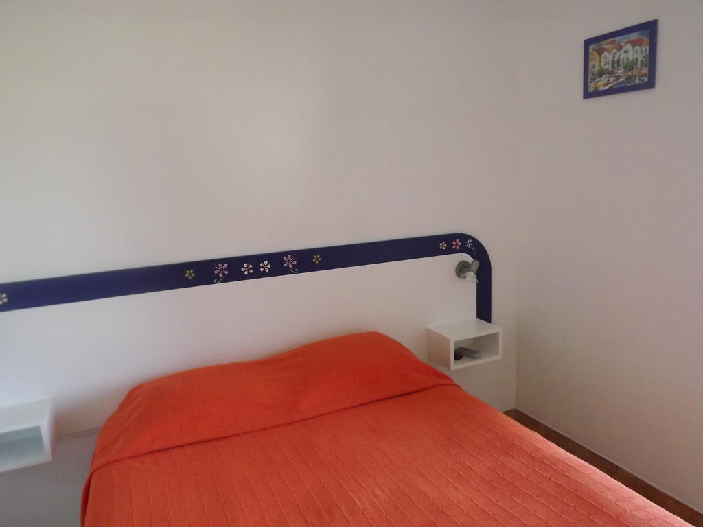 Residencia Laranjeira Hotel Odeceixe Room photo
